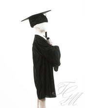 Charger l&#39;image dans la galerie, Ensemble souvenir de graduation pour enfant noir - Toge de finissant de garderie
